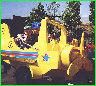 Daniel and Nicolai are flying in LEGOLAND