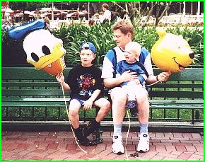 2 of the kids got balloons in Disneyland